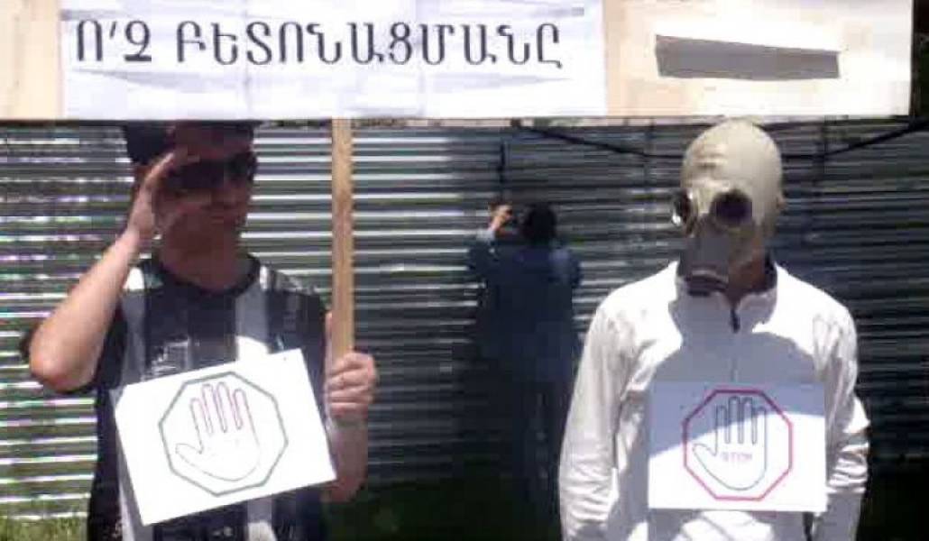 adb9a9e33487025b5842689df9aa111d