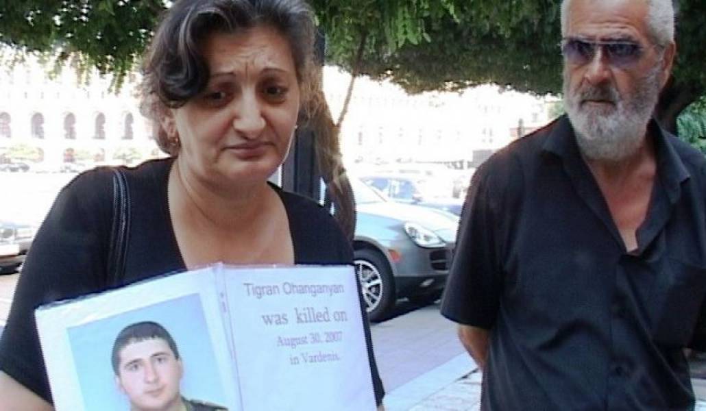 8e9902ec746aa4b2d18d9b28e1d143a6