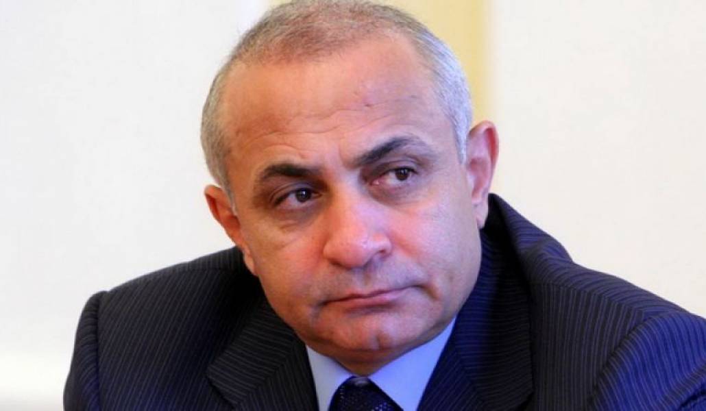 ca8e24fb50f221301c4461a0a03e8b95