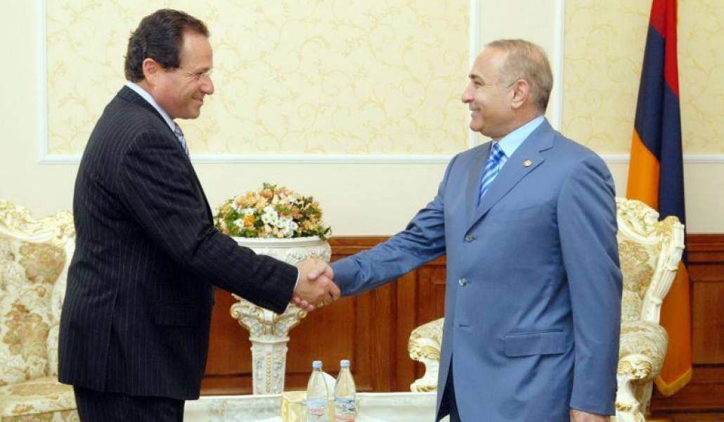 8cdb5a5c9d363bed9fe554fe6a275437