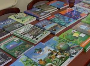 Lack of 4 textbooks at high schools