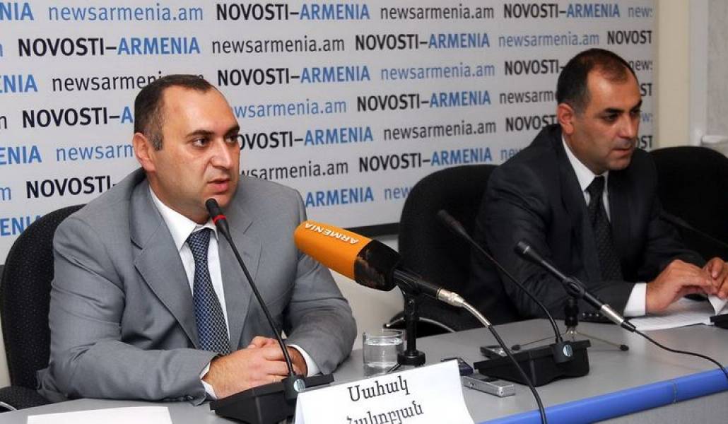 ced835b31c71346e09ab017fdc98793f