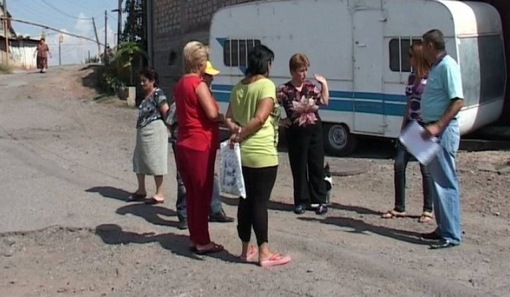 bc37aab96574f13de803c92d3a43970a