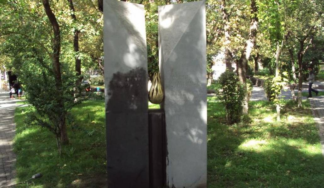 eefac9ef31d4b36384efe4fc4f3f0d0c