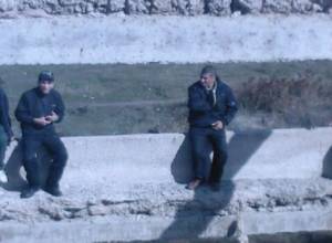 Convicts stop protest, promise to start hunger strike