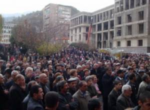 Microphone turned off during speech