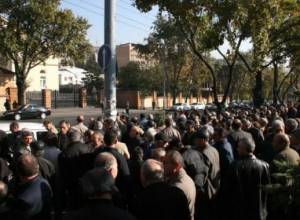"Nairit" Factory employees hold march in Yerevan