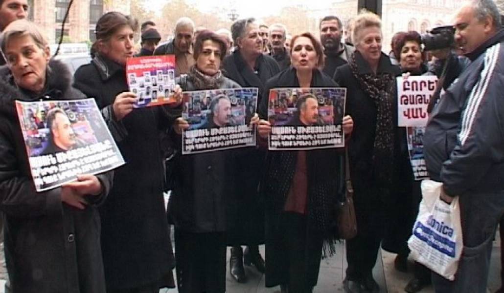 de2a25f3cbef2cb5384bad02837de0a2