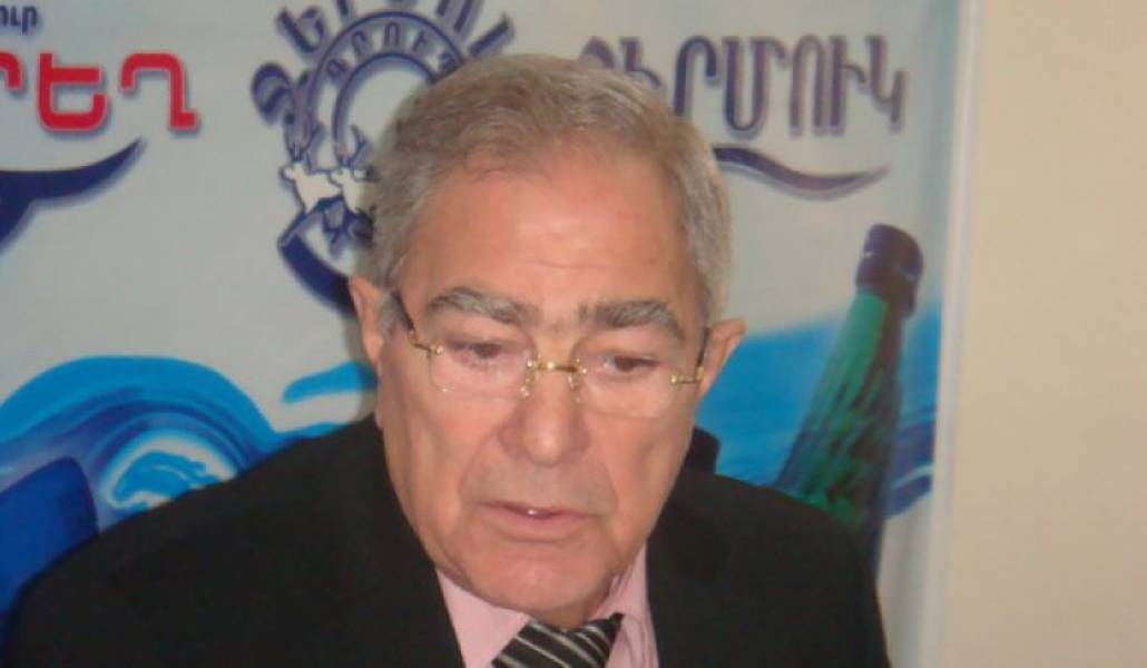 b4ac9eb8bc846dc7881ff8f0f4b62d4f