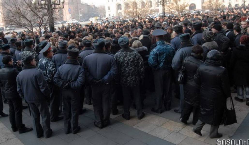 0cf198bb599af4d9aad48ee1402f056a