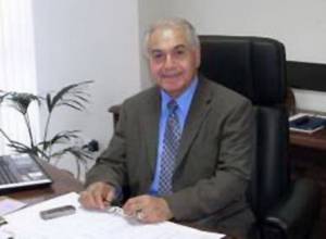 Decided to stand by director’s side