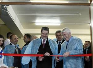 Armenian Prime Minister visits Arpimed Company