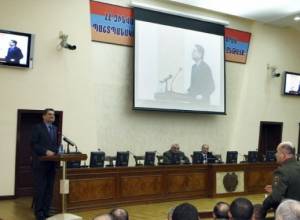 RA armed forces chief staff holds meeting in Yerevan