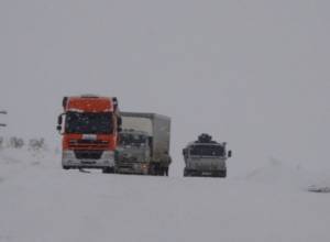 Cars stuck in traffic