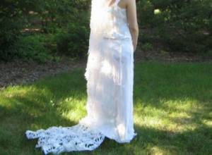 Wedding dresses made of toilet paper
