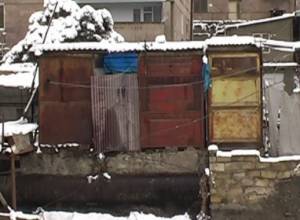 “Wiping” the stands