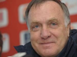 Advocaat expects to witness attacking game