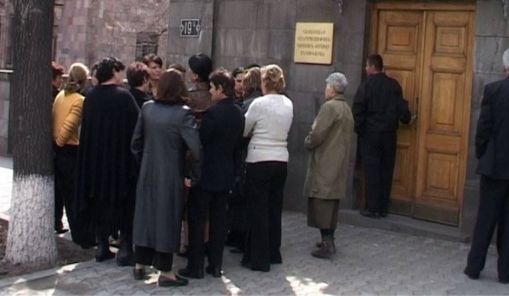 06d1ecde5cc6d25511e15d41992a4d8d