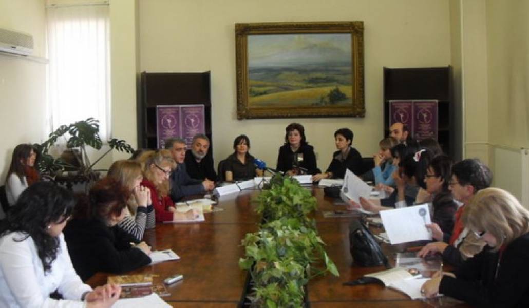 6680d9e035ff43095fbd3ea1ab855d53