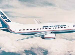 Plane carrying U.S. First Lady aborts landing after mistake