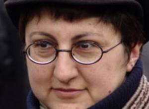 Post-Scriptum to host Marine Petrosyan