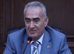 Galust Sahakyan does not expect angles