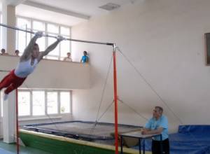 Armenian athlete sets new record