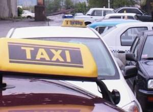 Taxi driver dies on the spot