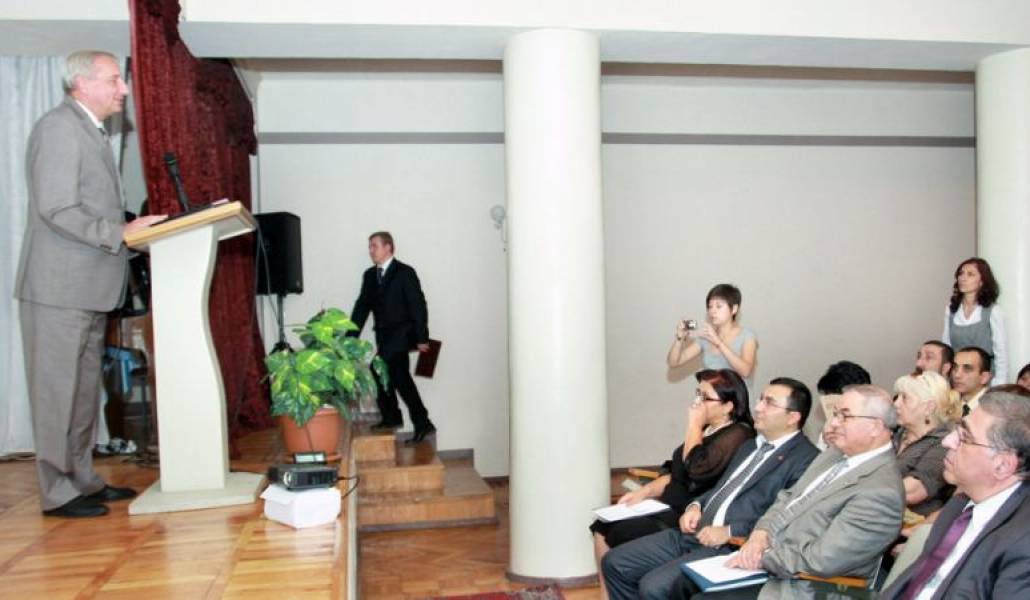 1176f47c8440f95e77090b1d741dffa2