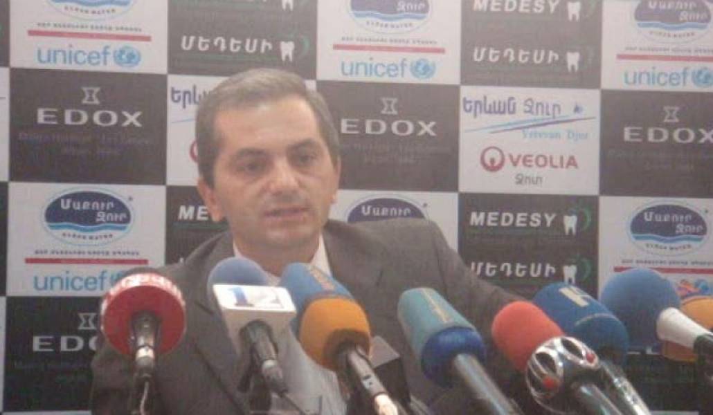 3dc4bef2584ad71f4dfdd74963d6fd2e