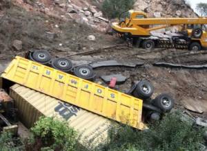 Emergency headquarters looking for truck drivers