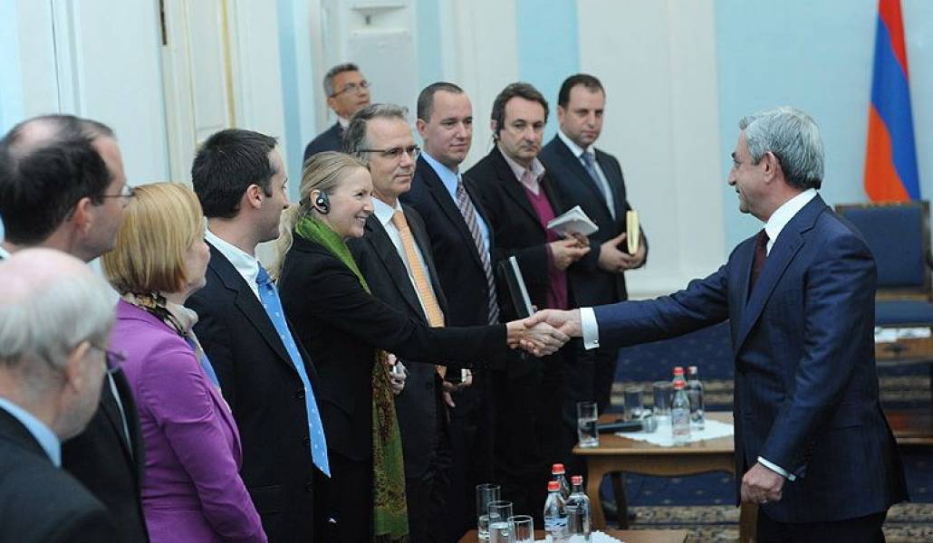 21244b5e41e5b820598d33484ea1bd29