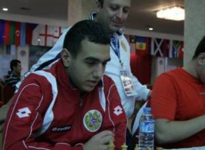 Armenian chess players take the lead
