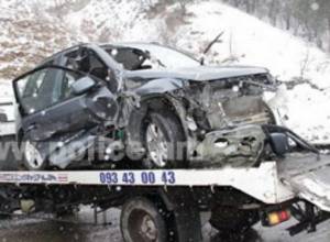 Suzuki curves off the road