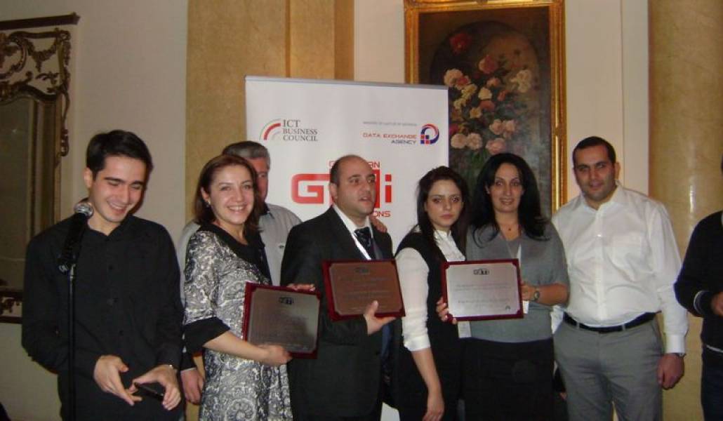 62d0504b97cfe241dda1cedb64177f80