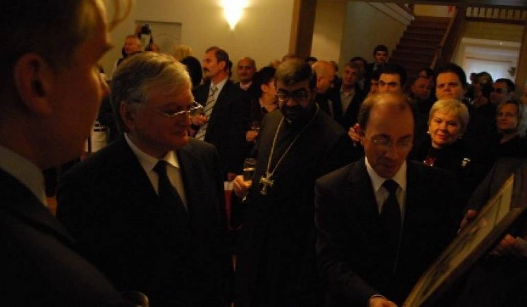 2d16bc0504806d05a7001075f21c4a67