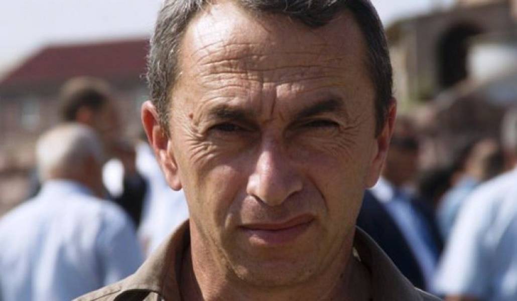 fbbc5d94dc7ebd202fcbadf145986cbf