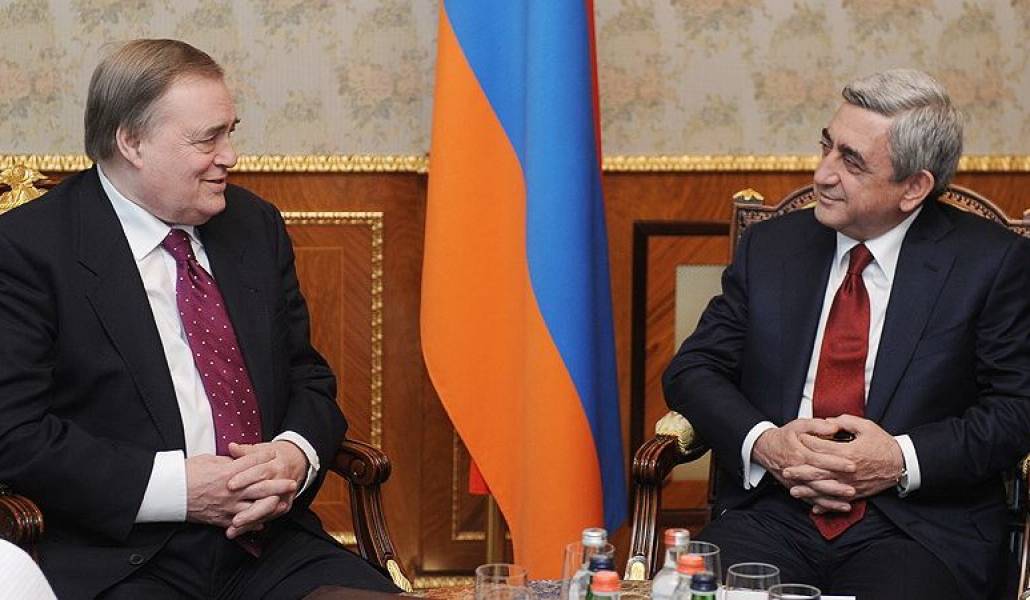 19ec939221bcf498e9849279d31f9f9e