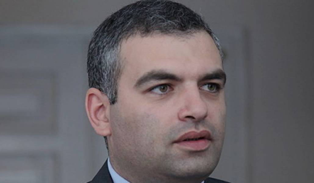 65fc9518fb306d9d067fff78653a3c14