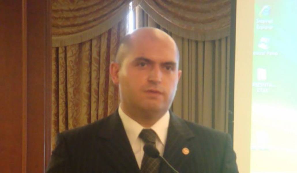 3030520ec582ade42b683ac2af6432ad