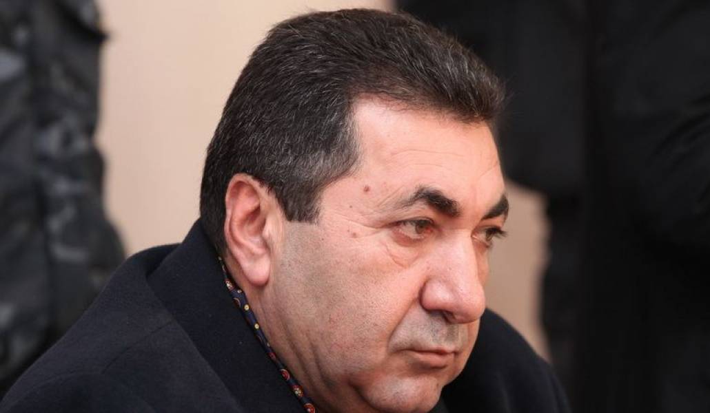 14bbe000484cb95e9d0993218bd96152