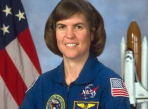 Veteran of 5 space shuttle flights dies at 55