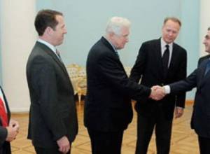 U.S. Congressmen dine with Serzh Sargsyan