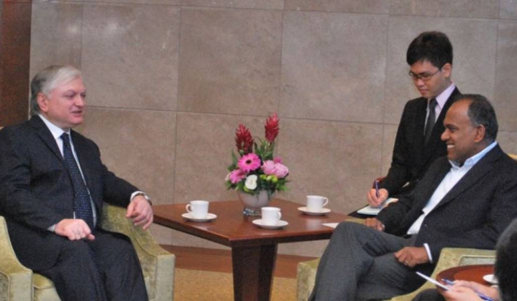 30aad4ab677f425076a8aaf44c146eec