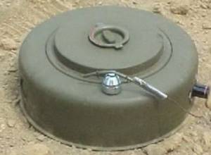 Soldier wounded after mine explosion