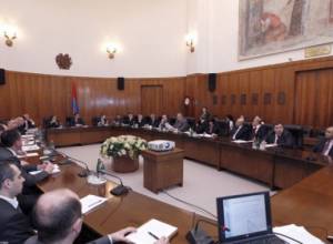 Secretariat submits report