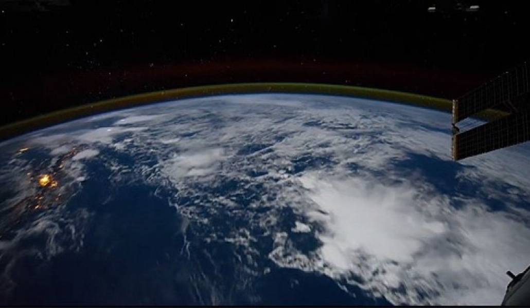 2558bff77b98a2c78710e84a59fc00d4