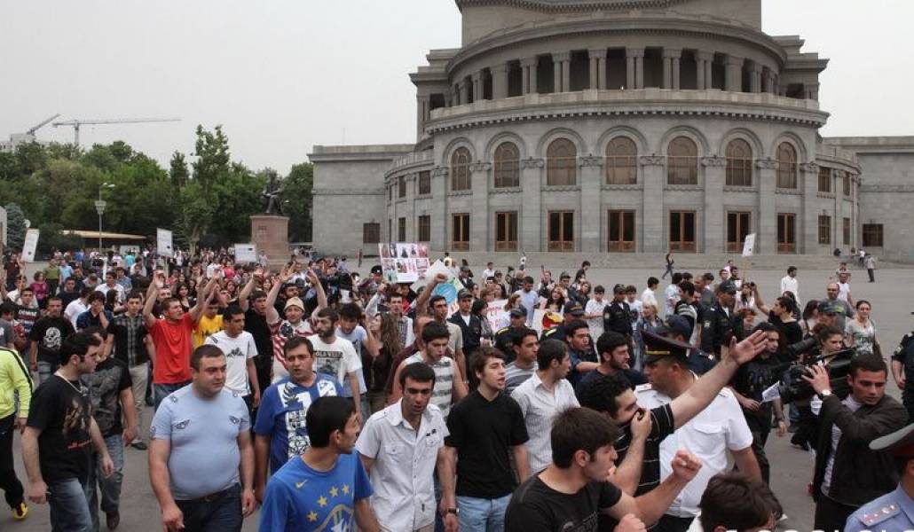 0e3f14fcd43df39e66cc016e237d9559