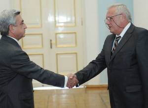 Bulgarian Ambassador presents credentials to Serzh Sargsyan