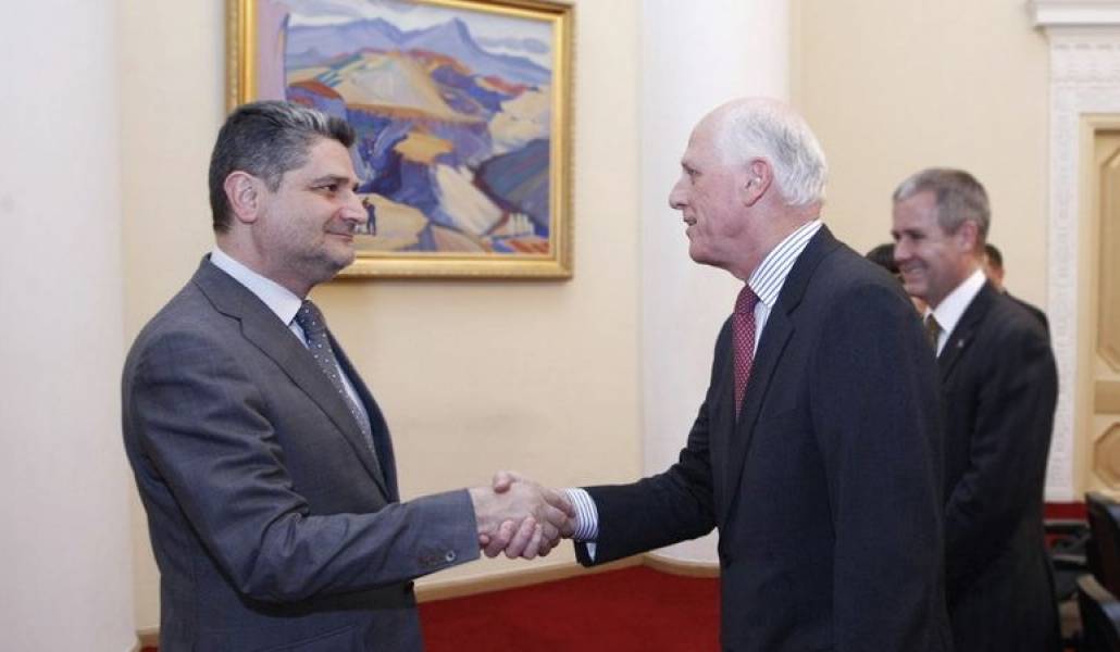 79c4e9d47b4e6b87bbdb74160af5c24b